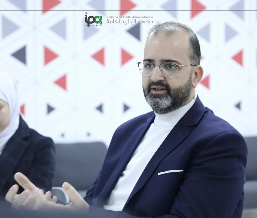أحمد المشهراوي خلال جلسة حوارية